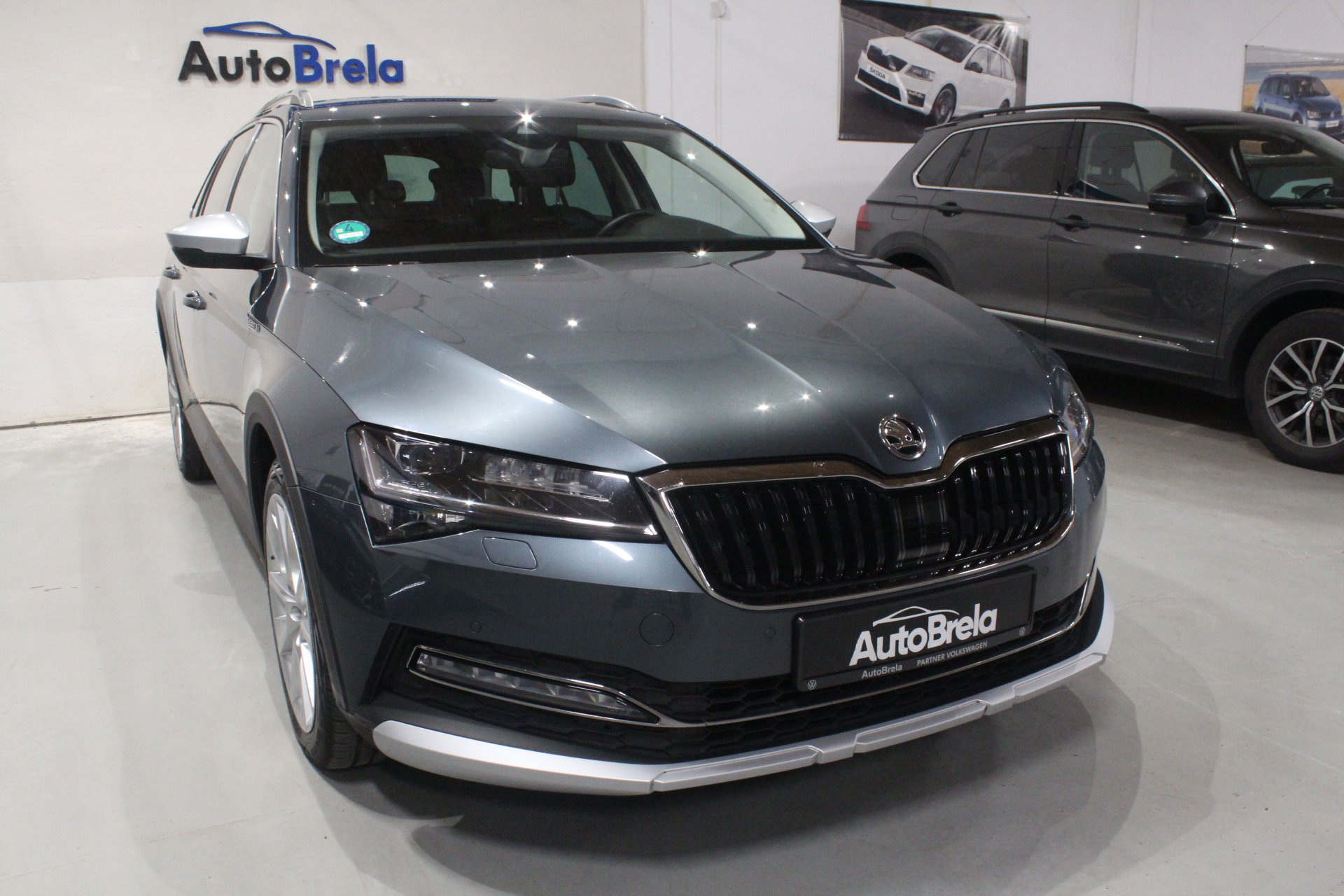 Škoda Superb III 2.0 TDI DSG 140kW Scout Style 4×4 Facelift Matrix Info display Model 2020 - AutoBrela obrázek