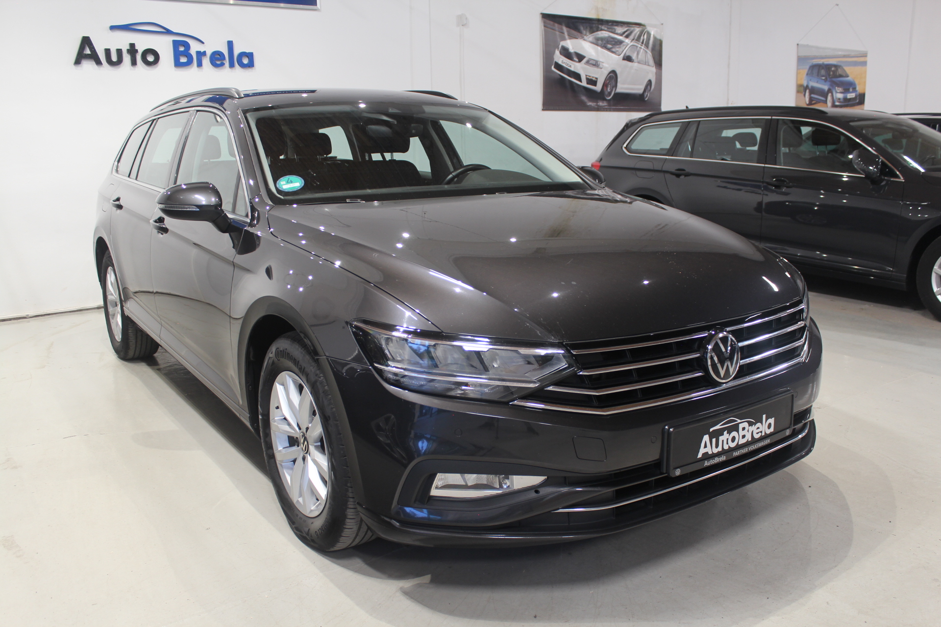 VW Passat B8 2.0 TDI DSG Facelift FULL LED     Info display  Nezávislé topení - AutoBrela obrázek