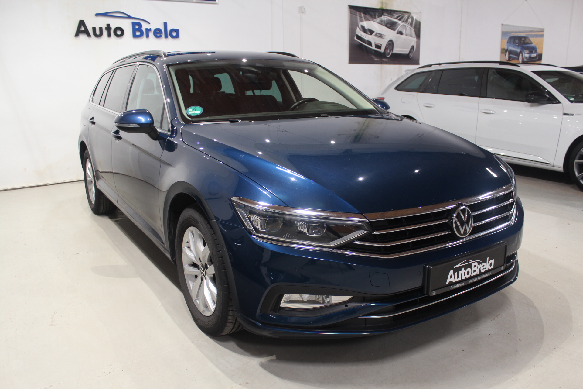 VW Passat B8 2.0 TDI Facelift  Matrix  Info display Tažné zařízení  360″ Kamery  Nezávislé Topení - AutoBrela obrázek