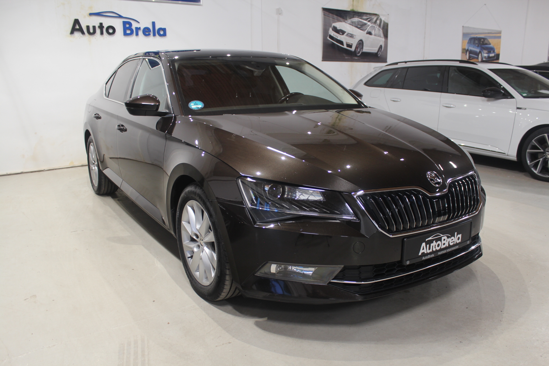 Škoda Superb III 2.0 TDI DSG 140kW  Style+  Sedan  Navi  FULL LED  Panorama - AutoBrela obrázek
