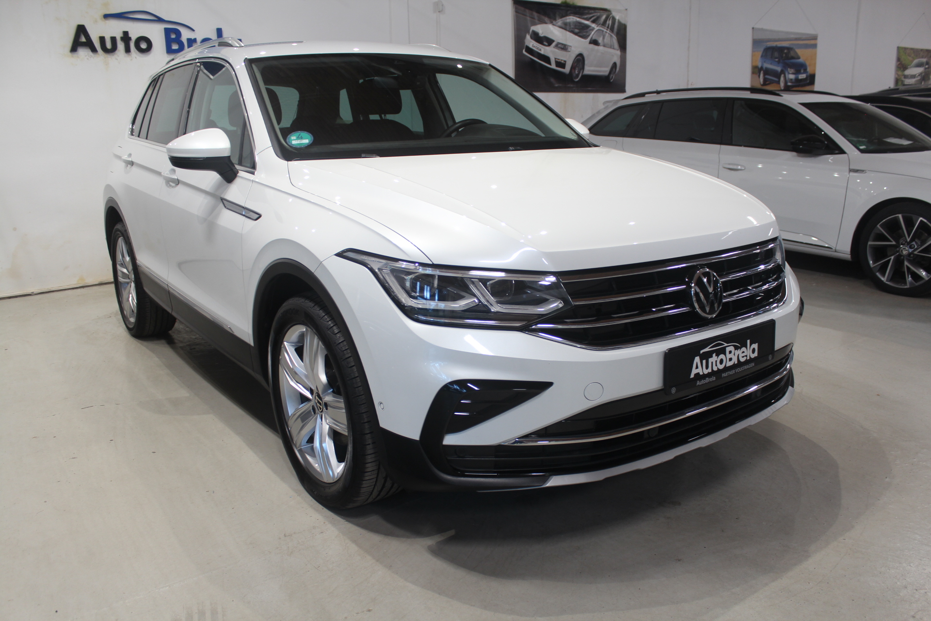 VW Tiguan 1.5 TSI 110kW DSG Elegance R-Line Paket  Info Display  Matrix  Head-Up Display - AutoBrela obrázek