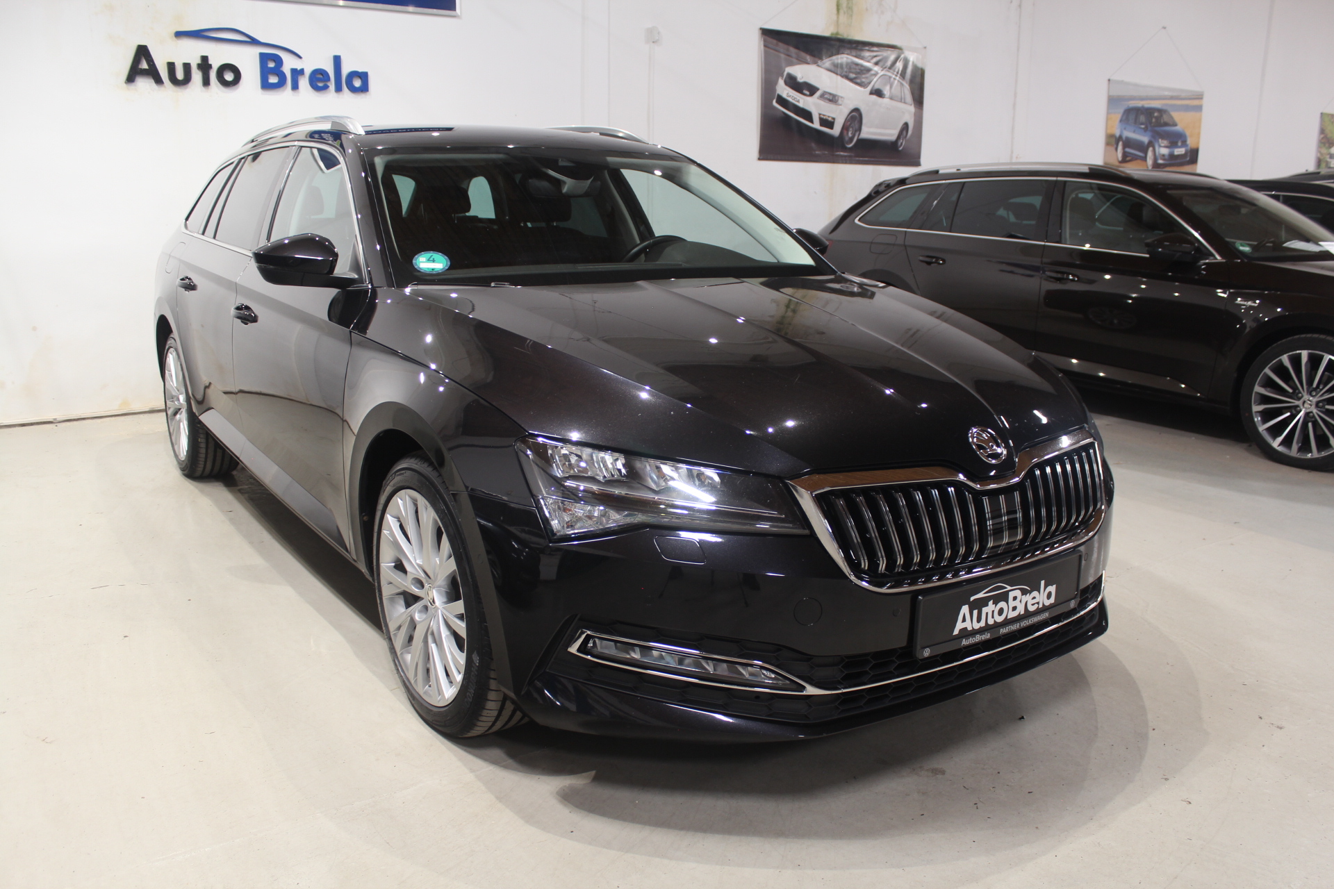 Škoda Superb III 2.0 TDI DSG Style+ Facelift  Info display Nezávislé topení  Tažné zařízení - AutoBrela obrázek