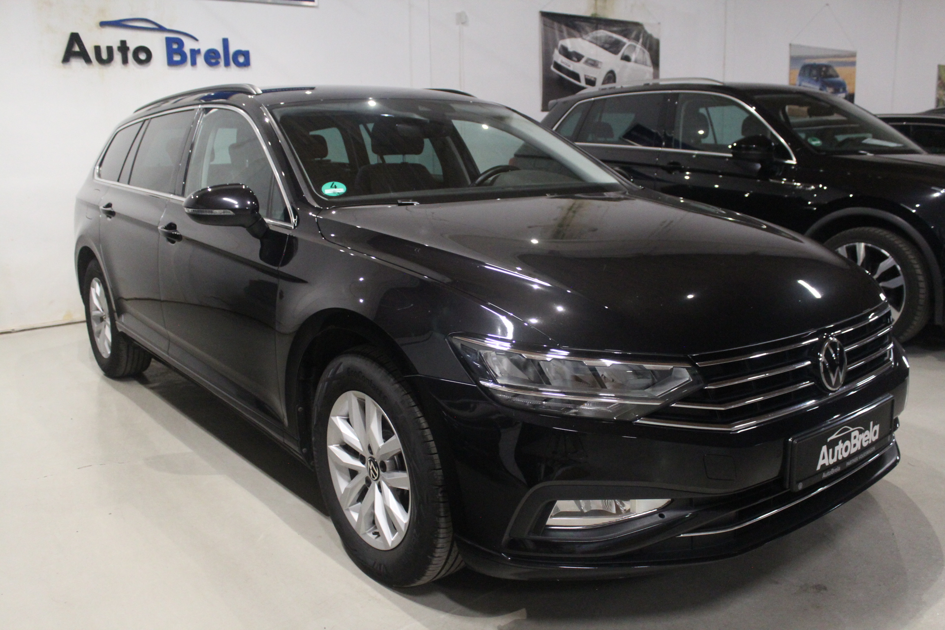 VW Passat B8 2.0 TDI DSG Facelift Tažné zařízení Nezávislé topení 2023 - AutoBrela obrázek