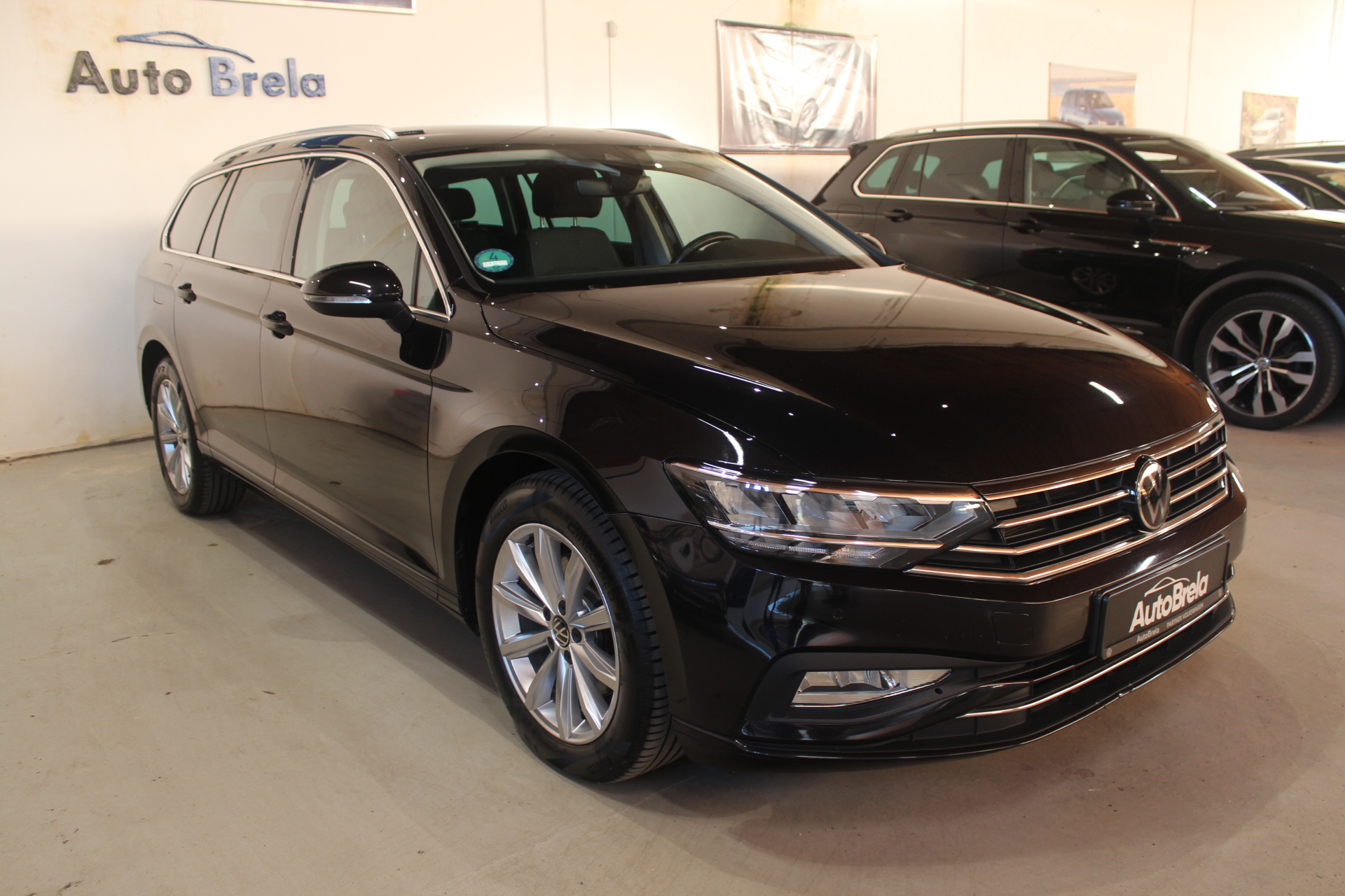 VW Passat B8 2.0 TDI DSG 110kW Facelift Info display Tažné zařízení - AutoBrela obrázek
